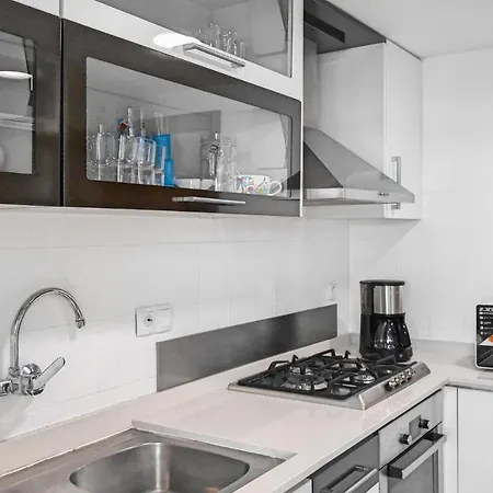 Stunning In With Kitchen