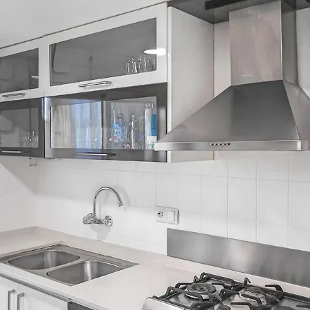 Stunning In With Kitchen